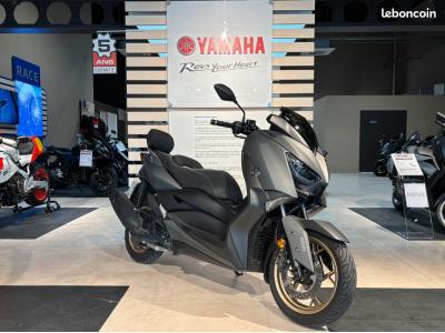 YAMAHA XMAX 125 TECH MAX