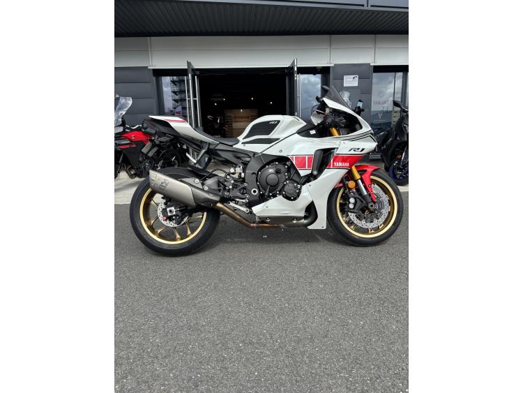 YAMAHA YZF 1000 R1 60TH