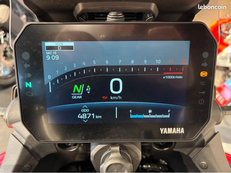 YAMAHA TRACER 9 Y-AMT