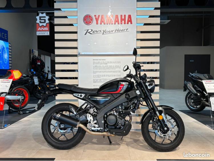 Yamaha XSR 125 / Ligne Akrapovic